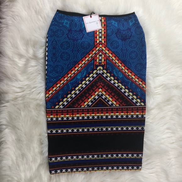 Bisou Bisou Pencil Skirt - Picture 3 of 4